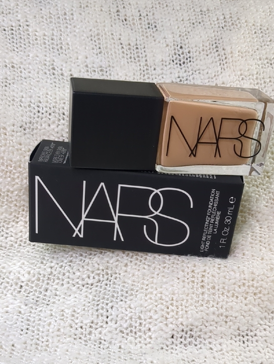 NARS Other - NARS Natural Matte Longwear Foundation in LANAI M2.25, 30ml/1.0fl oz